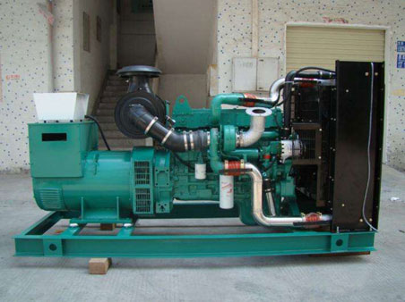 宁明1100kw康明斯柴油发电机组图片 宁明1100kw康明斯柴油发电机组图片